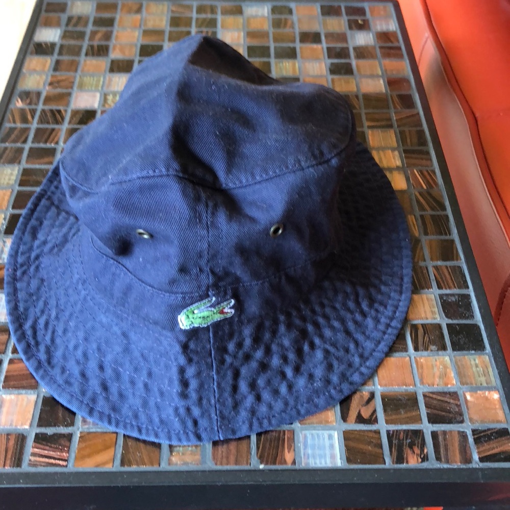 Lacoste marine fishers/bucket hat